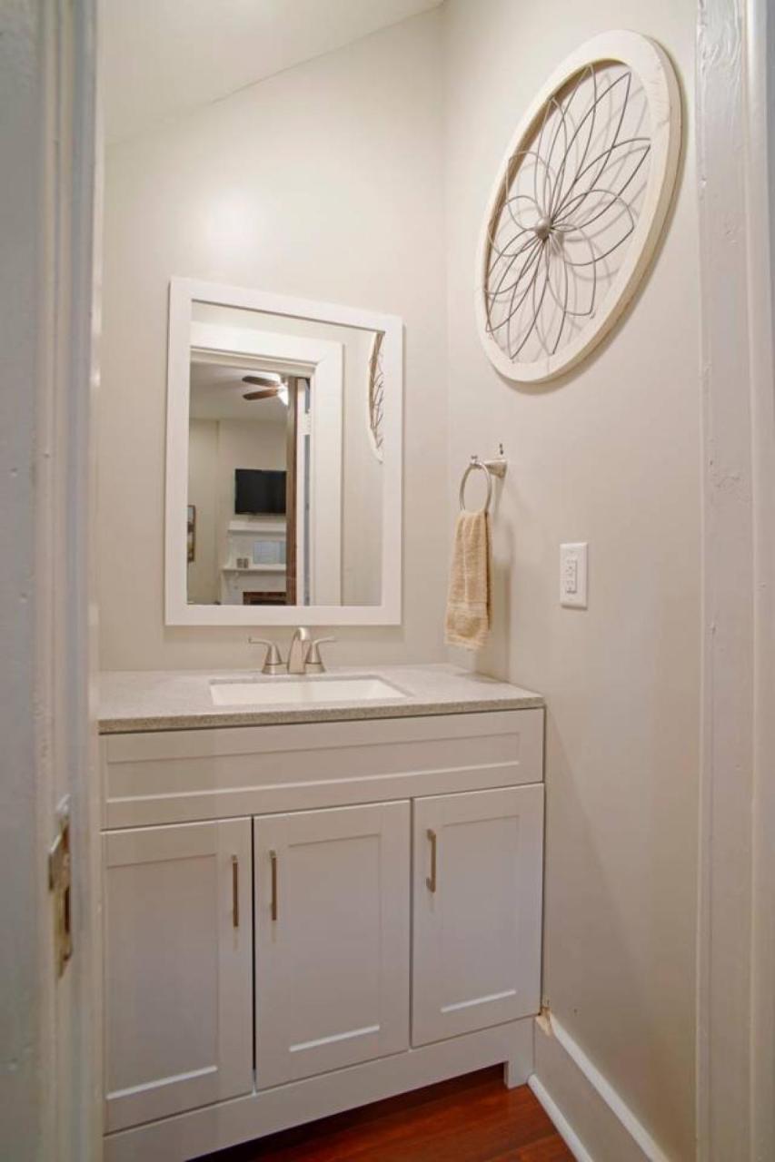 414 Waldburg A - Newly Renovated Apt With Outdoor Space! Apartment Savannah Luaran gambar